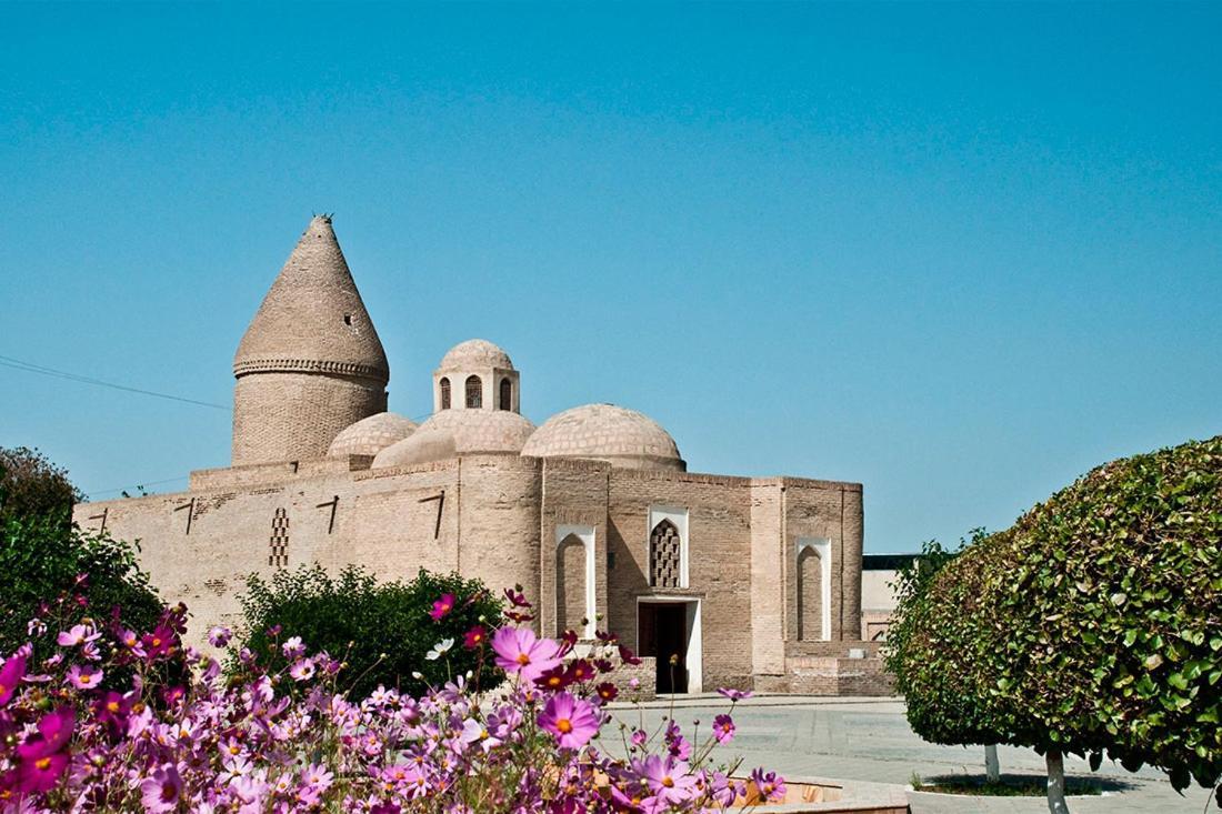 Ohun 18Th Century Caravansarai Buhara Exterior foto